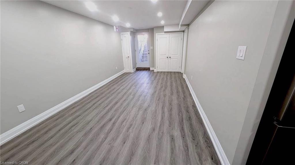 100-bridgeport-crescent-hamilton-ontario-40820919