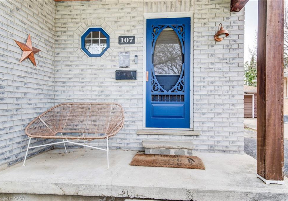 107-ellis-avenue-kitchener-ontario-40820938
