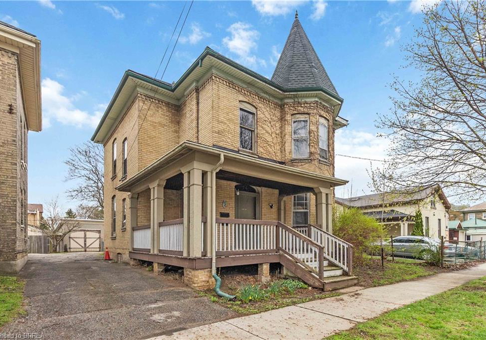 74-pearl-street-brantford-ontario-40820943