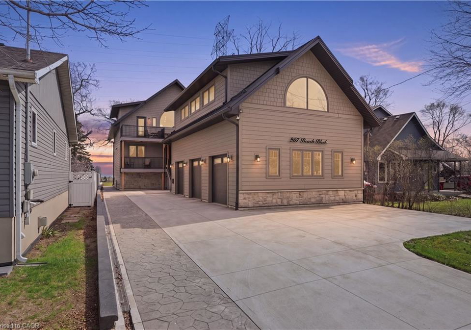 207-beach-boulevard-hamilton-ontario-40820962