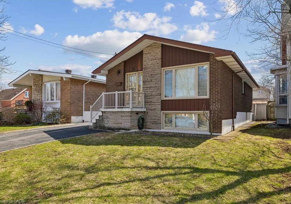 11-duff-street-hamilton-ontario-40820986