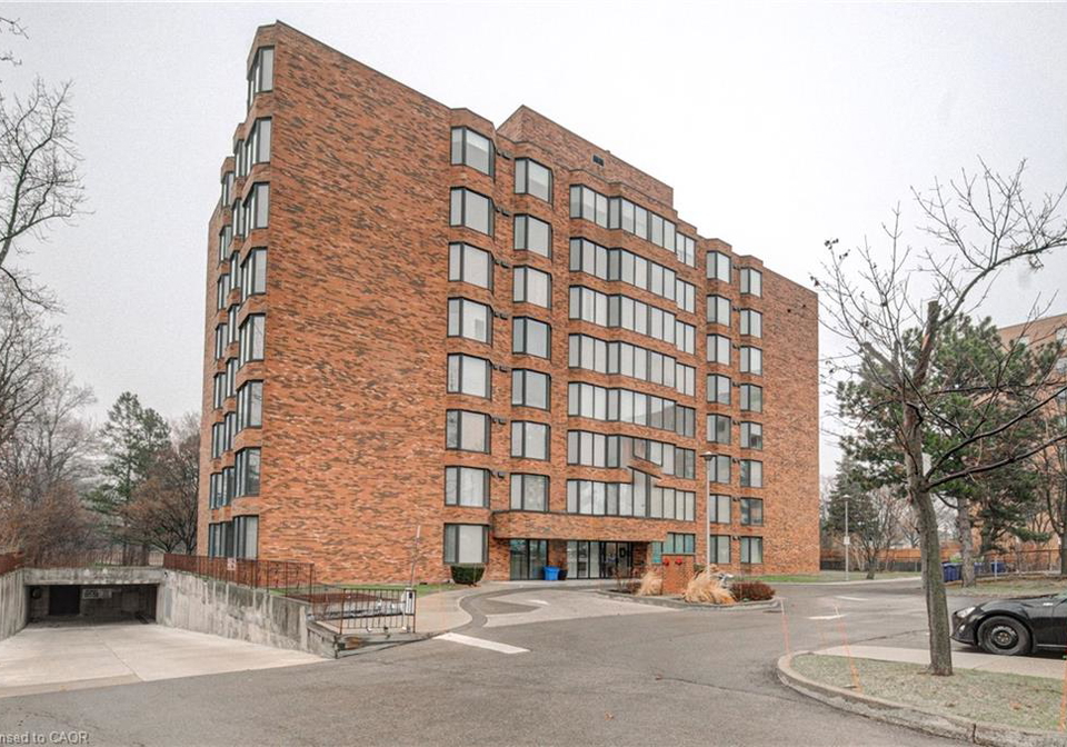 200-limeridge-road-w-hamilton-ontario-40820999