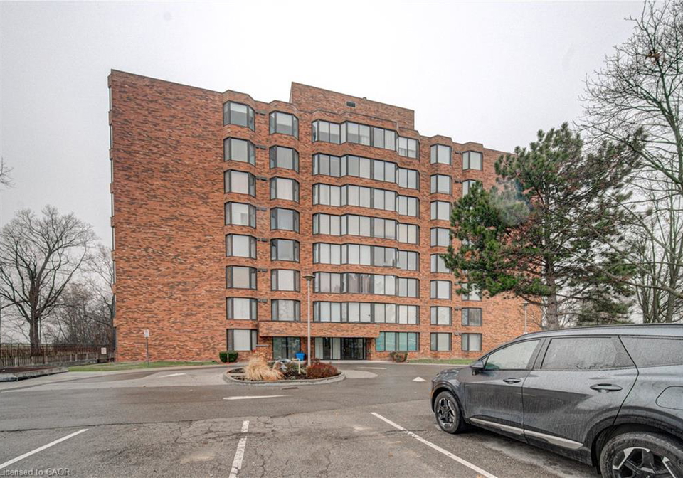 200-limeridge-road-w-hamilton-ontario-40820999