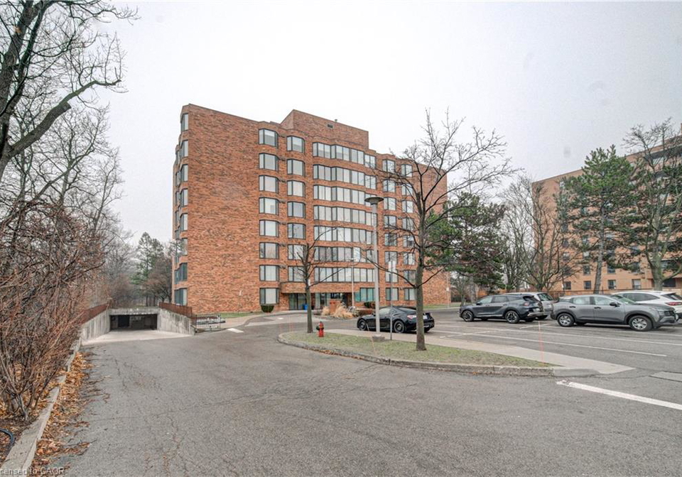 200-limeridge-road-w-hamilton-ontario-40820999
