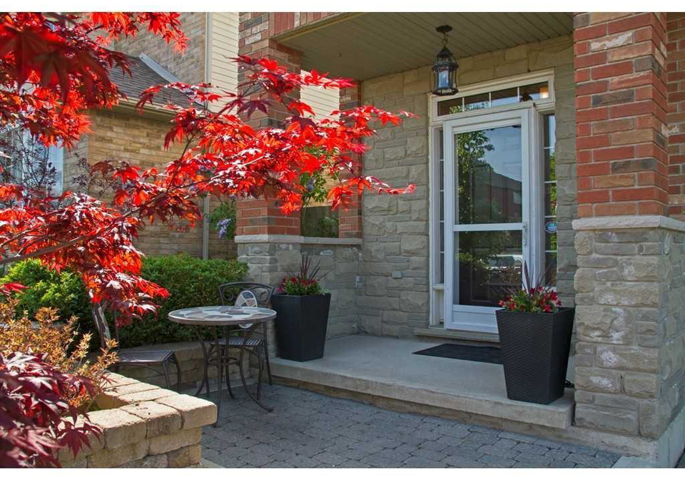 52-kittyhawk-drive-hamilton-ontario-40821027