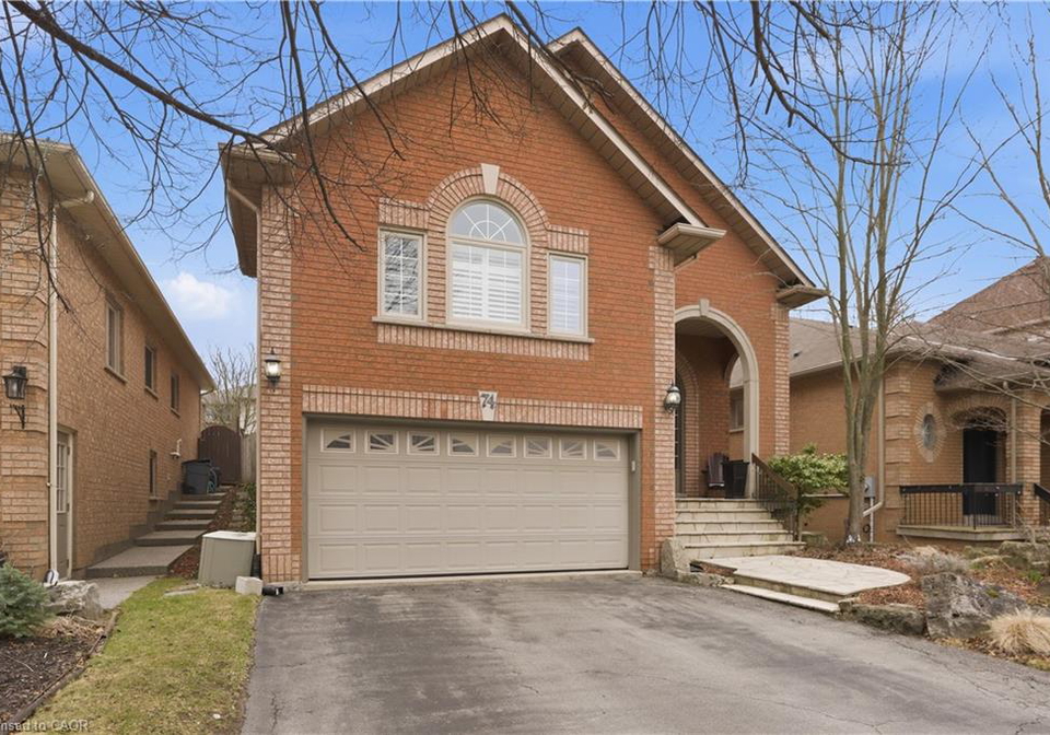 74-laurendale-avenue-waterdown-ontario-40821081