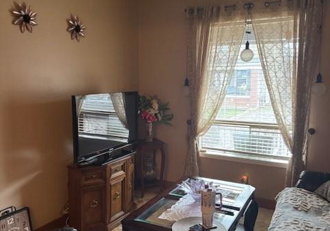 1-somerset-avenue-hamilton-ontario-40821175