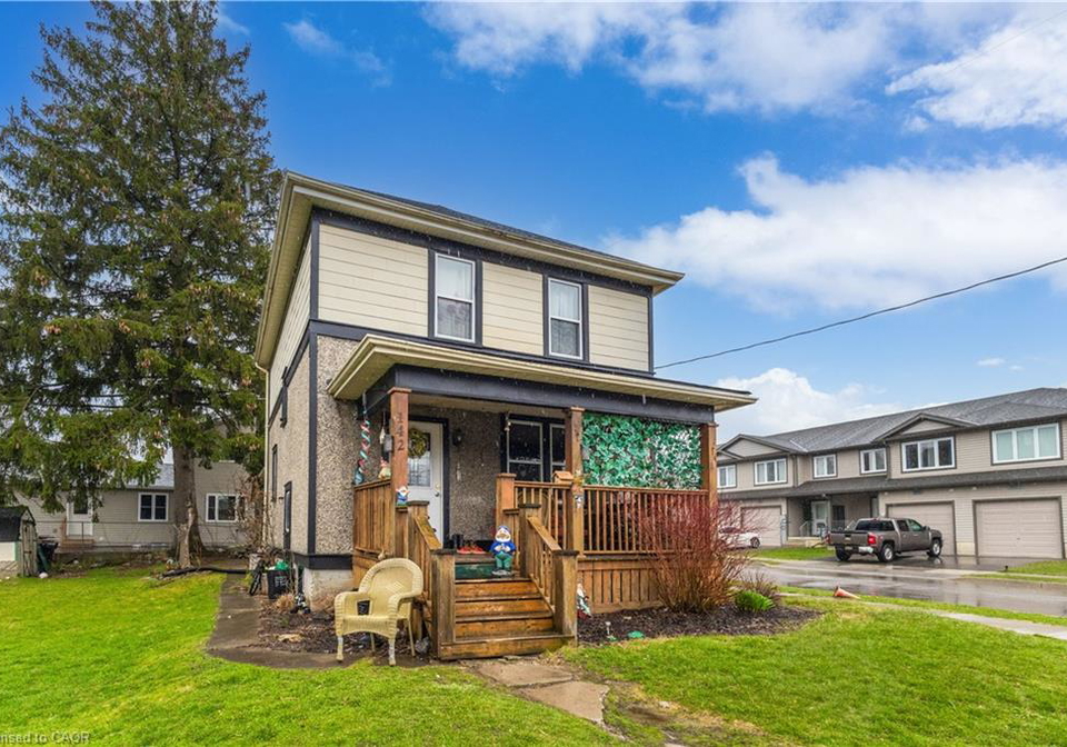 142-stanley-street-simcoe-ontario-40821227