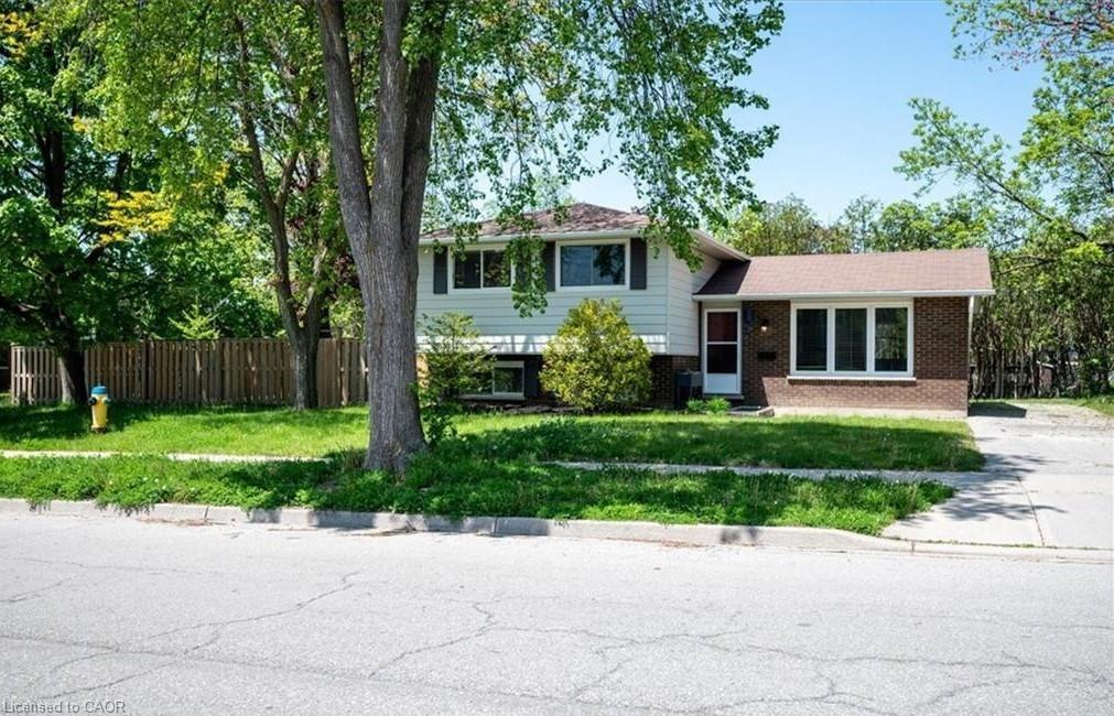 152-macgregor-crescent-waterloo-ontario-40821229