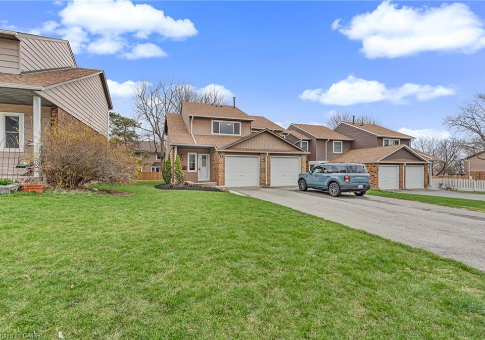 2185-fairchild-boulevard-burlington-ontario-40821238