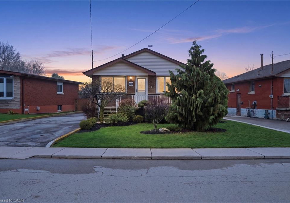 80-luscombe-street-hamilton-ontario-40821247