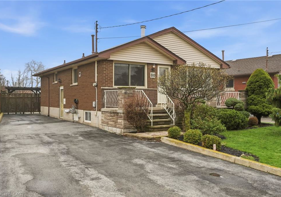 80-luscombe-street-hamilton-ontario-40821247