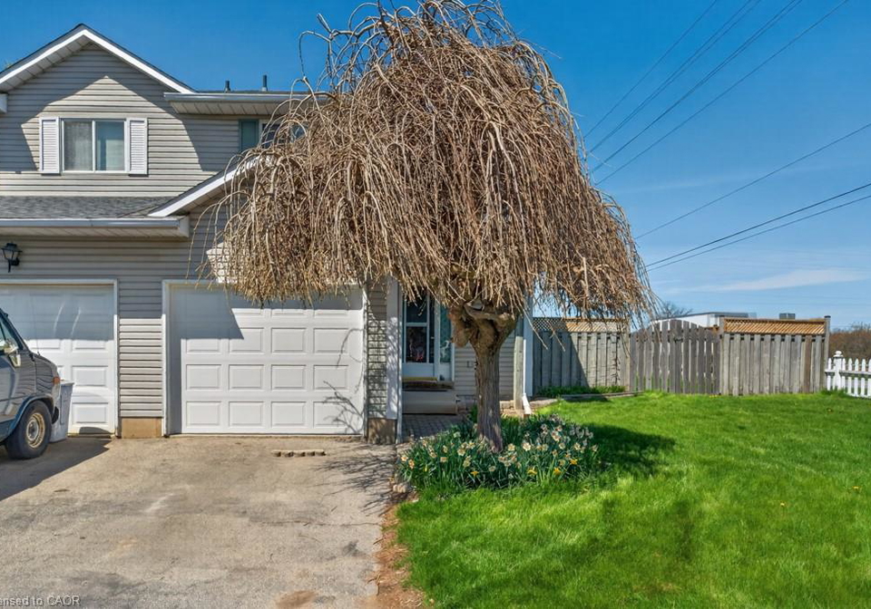 4399-beverley-crescent-beamsville-ontario-40821258