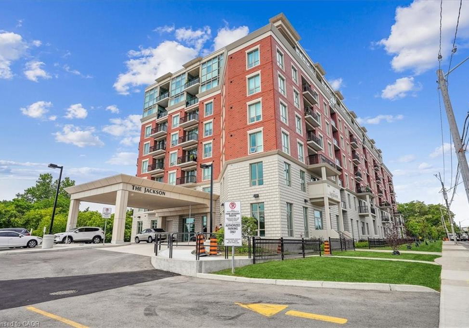 2750-king-street-e-hamilton-ontario-40821305