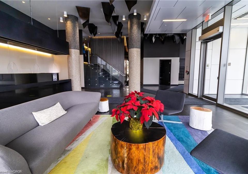 85-duke-street-w-kitchener-ontario-40821314
