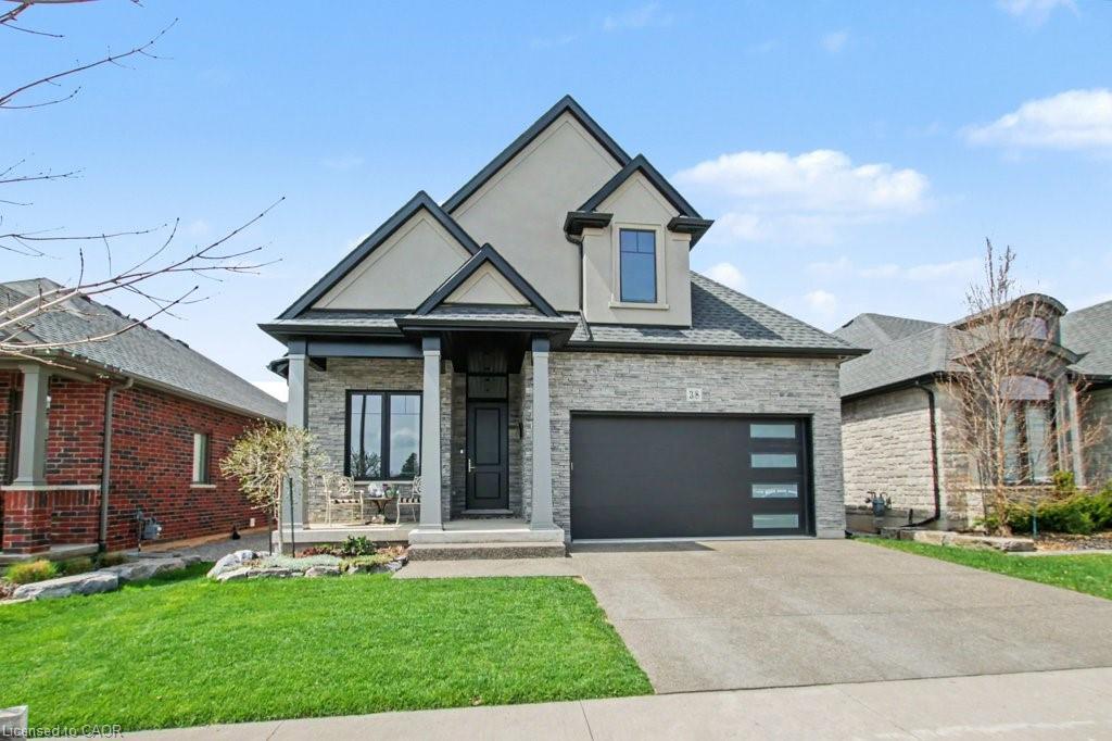 38-swan-avenue-fonthill-ontario-40821321