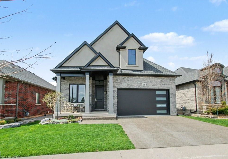 38-swan-avenue-fonthill-ontario-40821321