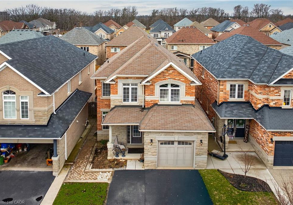 44-matteo-trail-hamilton-ontario-40821323