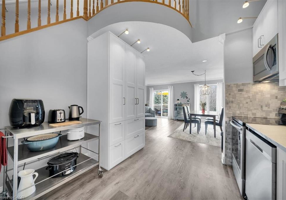 42-green-valley-drive-kitchener-ontario-40821378