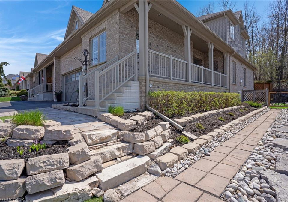 227-chestnut-hill-crescent-kitchener-ontario-40821380