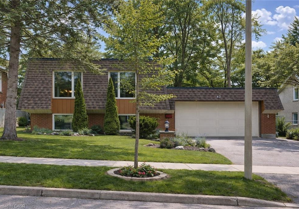 42-culpepper-drive-waterloo-ontario-40821391