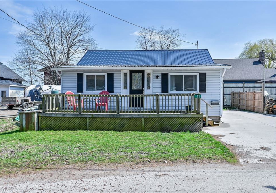 11-walter-street-turkey-point-ontario-40821522