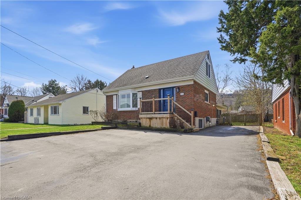 101-livingston-avenue-grimsby-ontario-40821530