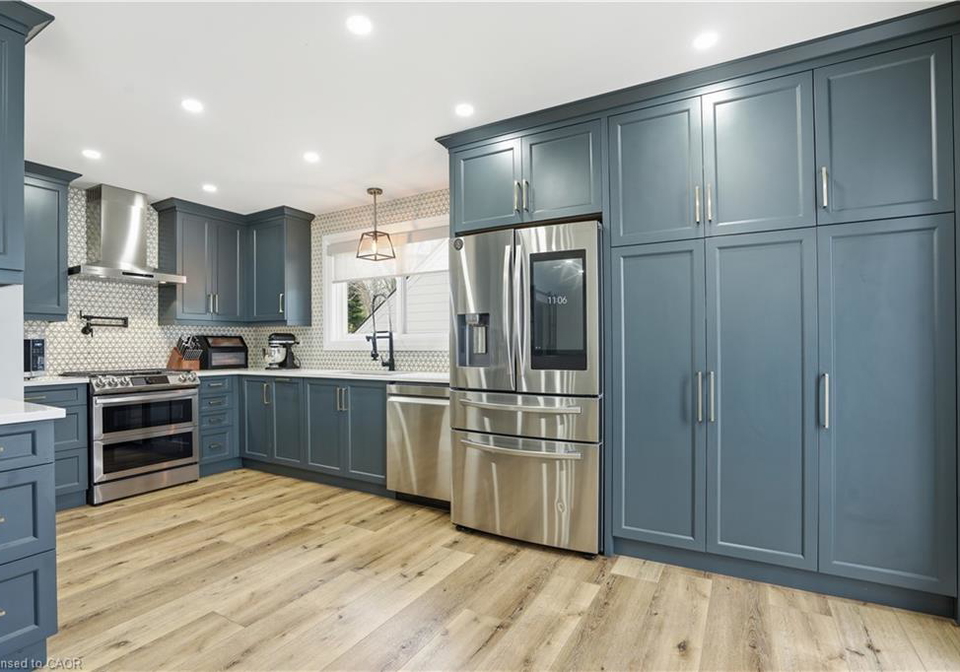 101-livingston-avenue-grimsby-ontario-40821530