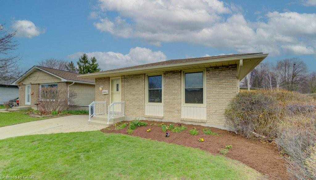 34-geneva-crescent-kitchener-ontario-40821544