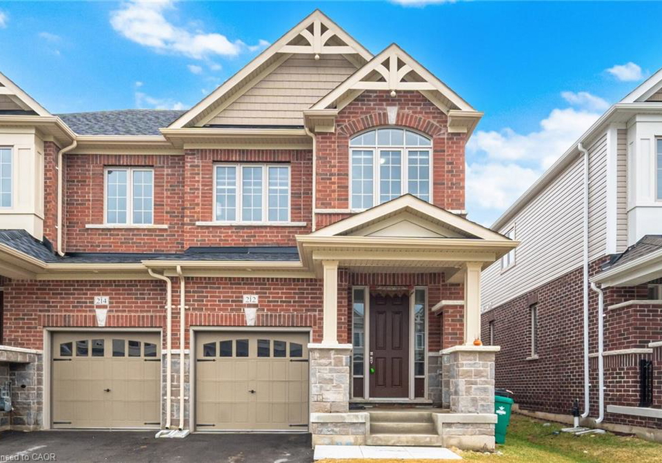 212-broadacre-drive-kitchener-ontario-40821587