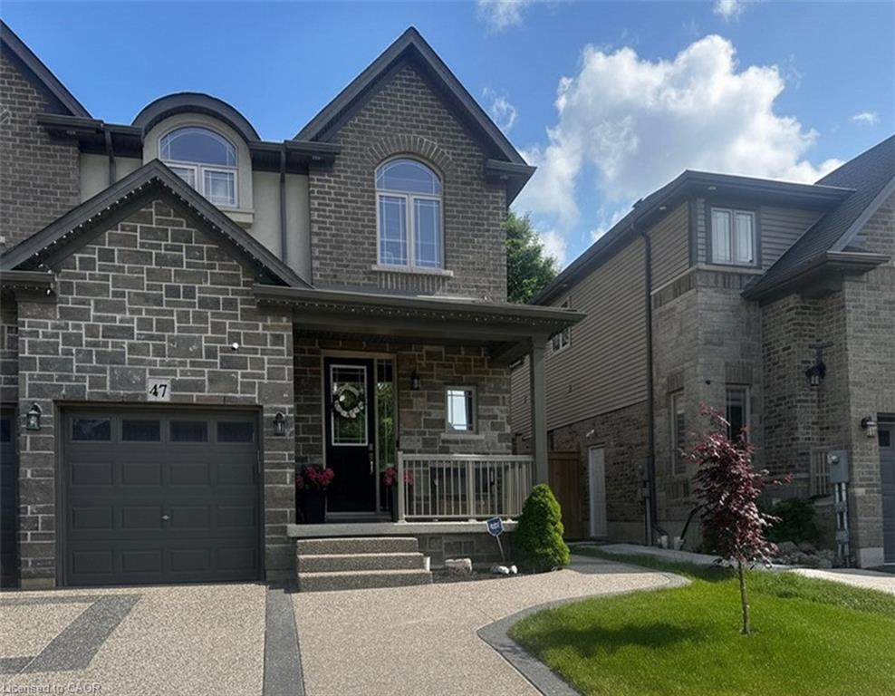 47-elmbank-trail-kitchener-ontario-40821588