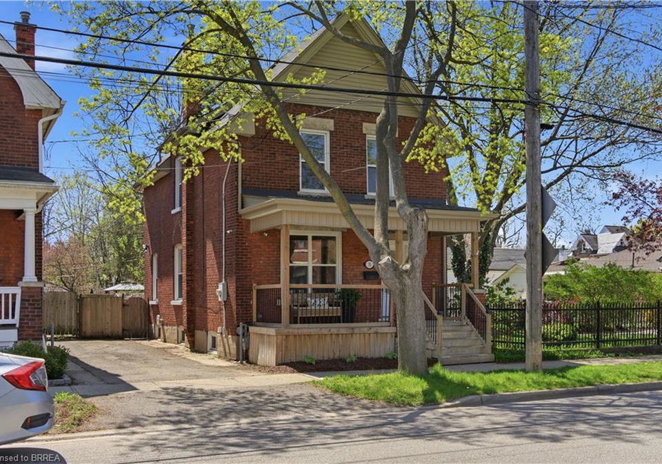 33-richmond-street-brantford-ontario-40821620