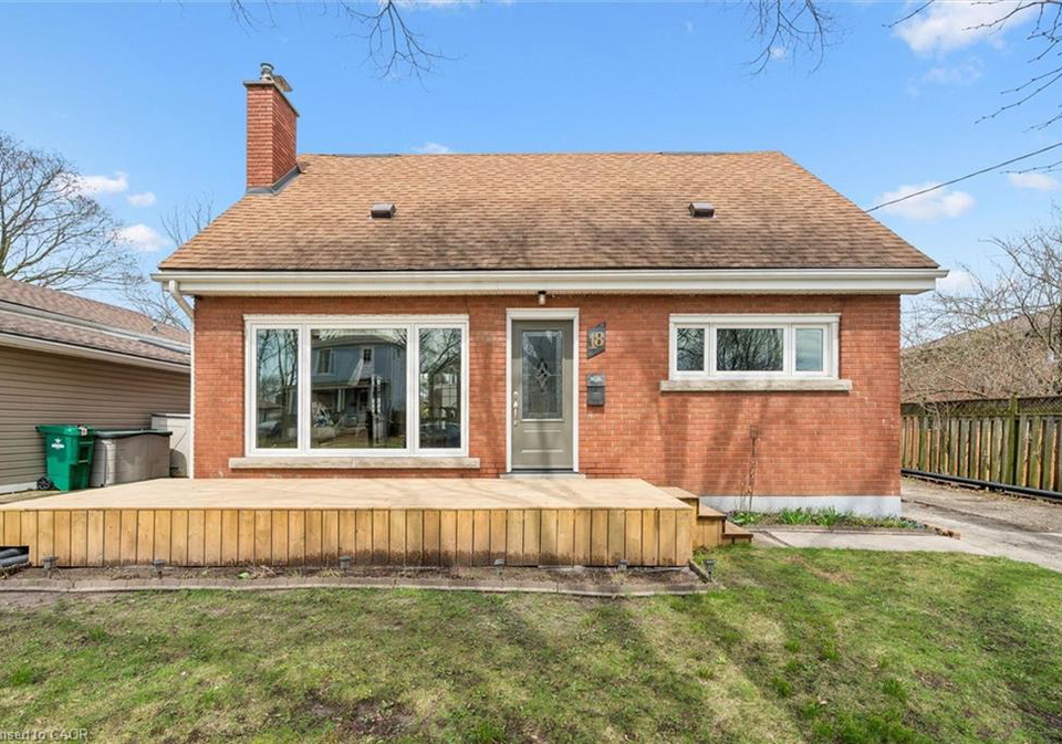 18-close-avenue-cambridge-ontario-40821655