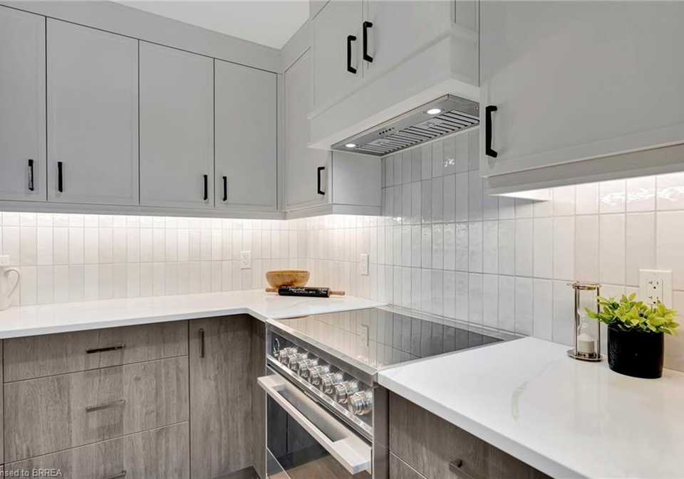 7-grand-river-street-n-paris-ontario-40821690