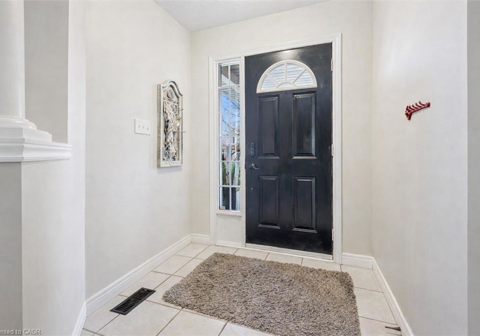 7-hearthbridge-street-kitchener-ontario-40821706