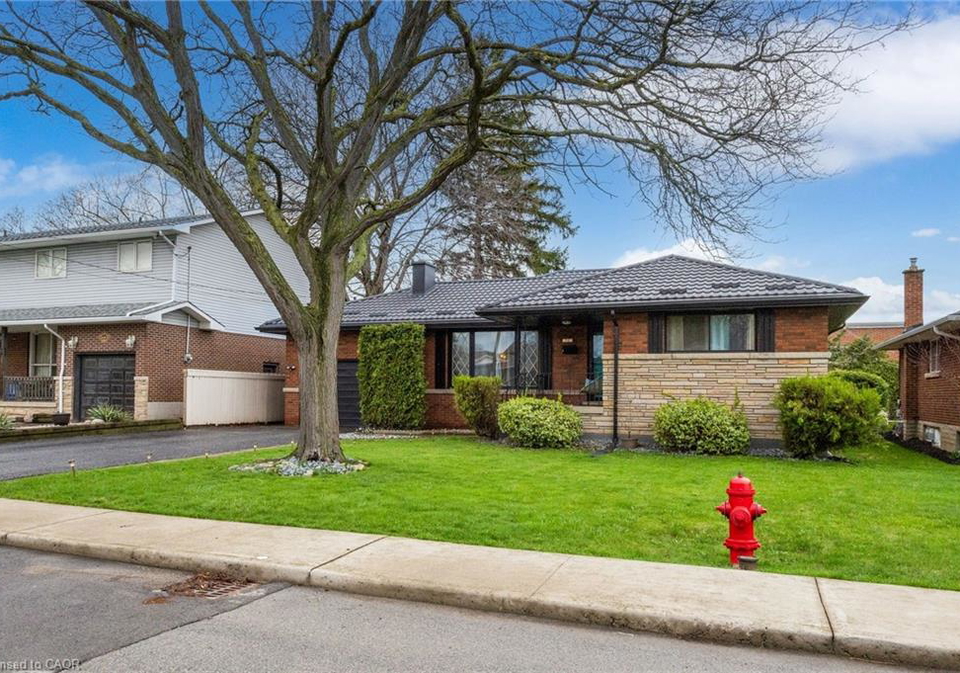 32-belair-drive-hamilton-ontario-40821730