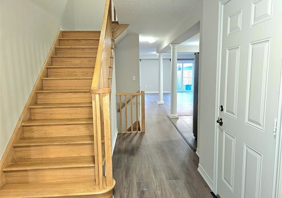 322-keystone-crescent-hamilton-ontario-40821734