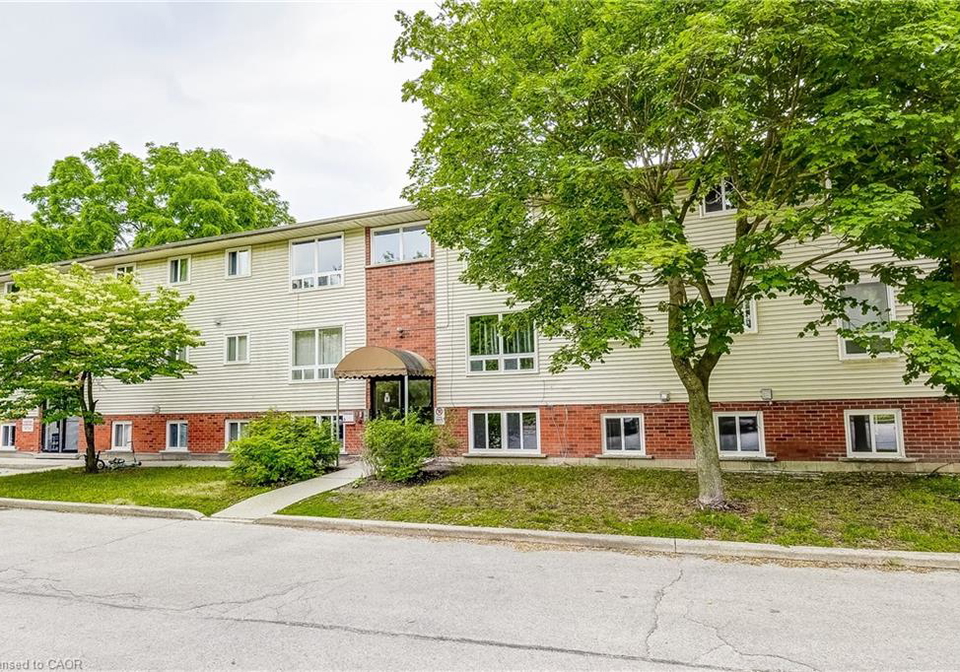 119-cedar-street-s-kitchener-ontario-40821755