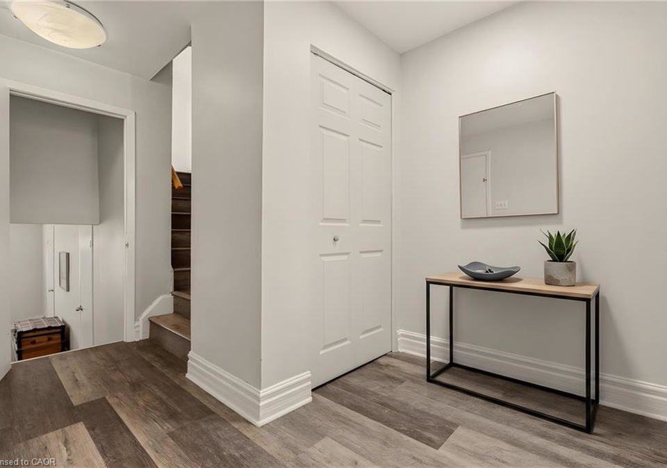 23-watsons-lane-dundas-ontario-40821765