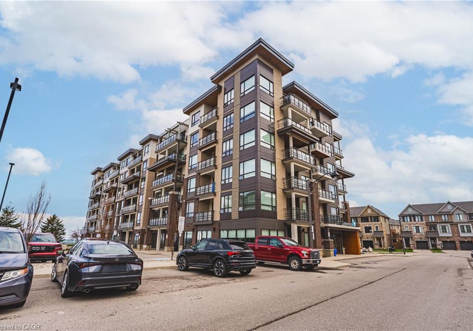 10-esplanade-lane-grimsby-ontario-40821822