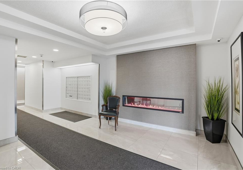 3497-upper-middle-road-burlington-ontario-40821893