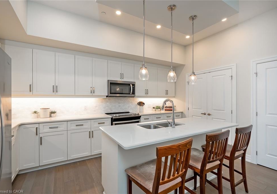 1878-gordon-street-guelph-ontario-40821947