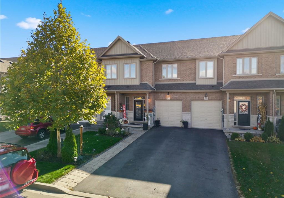 37-fairgrounds-drive-binbrook-ontario-40821980