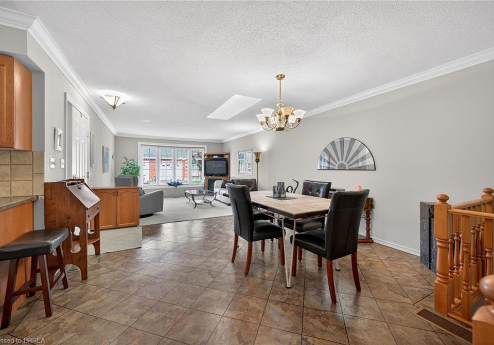 570-west-street-brantford-ontario-40822024