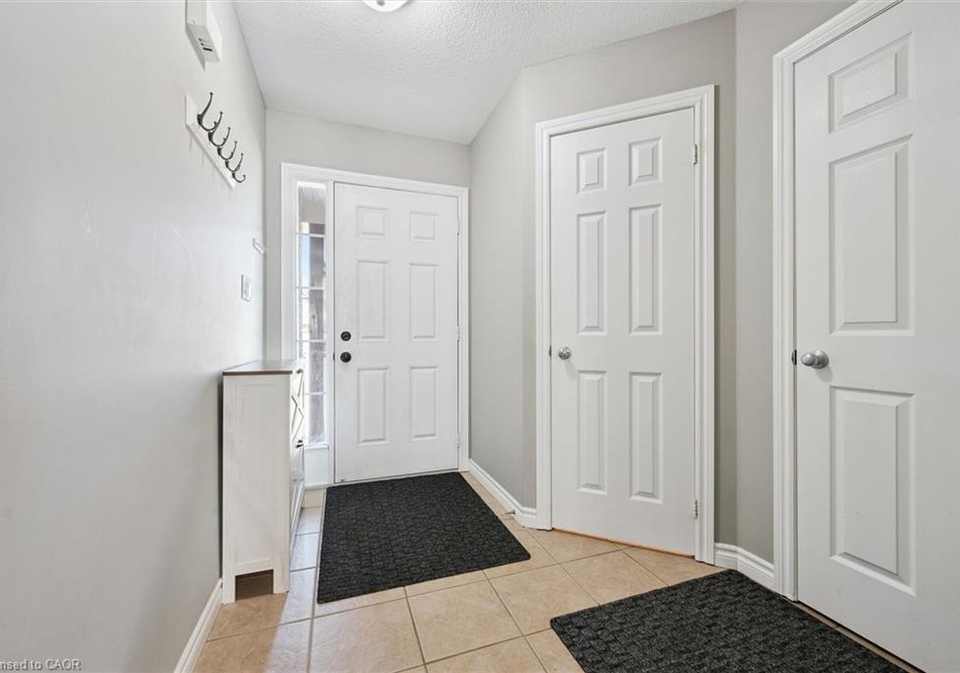 43-captain-mccallum-drive-new-hamburg-ontario-40822047