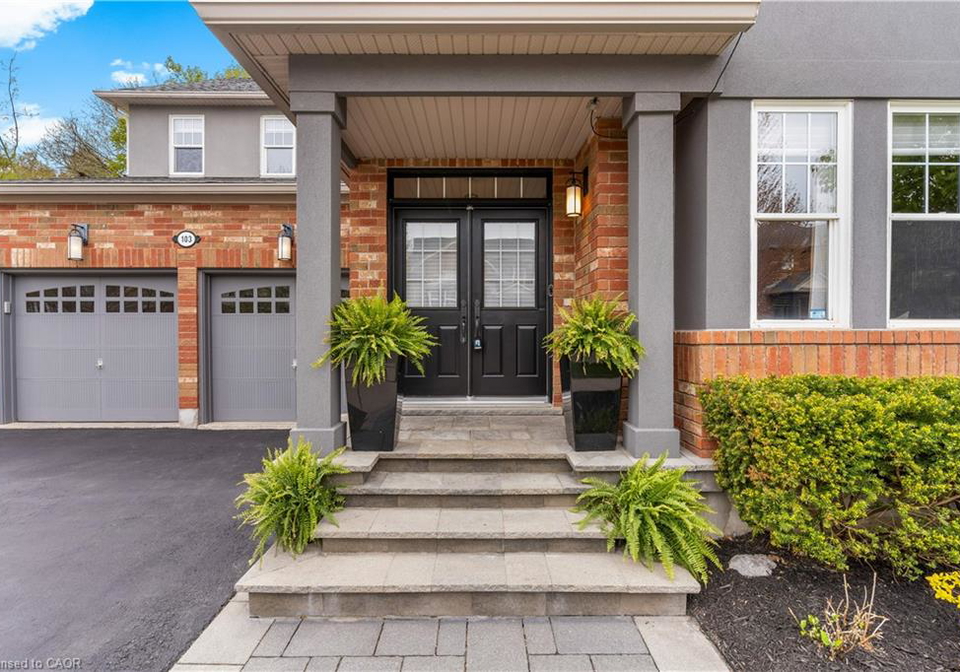 103-glazebrook-crescent-cambridge-ontario-40822076