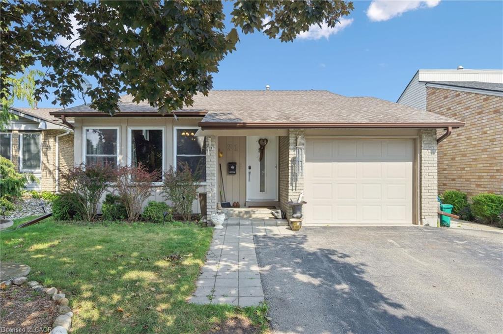 31-saxony-circle-cambridge-ontario-40822084