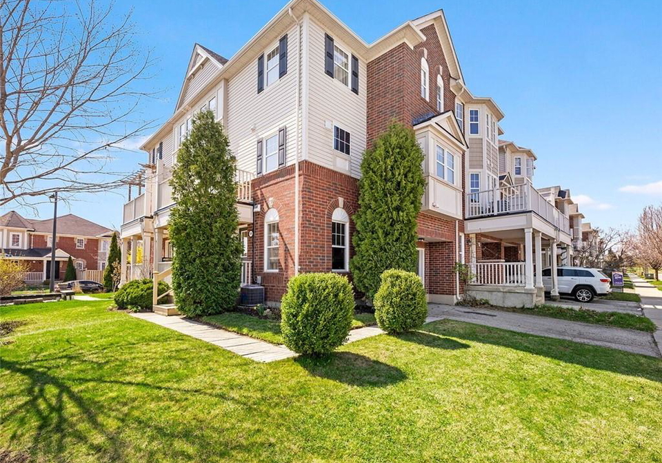 656-frank-place-milton-ontario-40822096