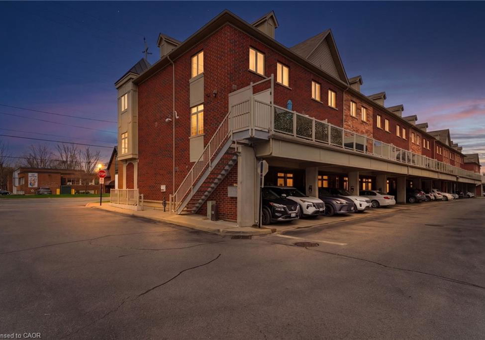 362-plains-road-e-burlington-ontario-40822122