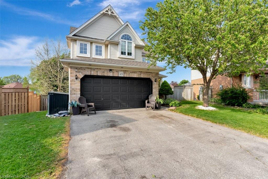 49-small-court-cambridge-ontario-40822127